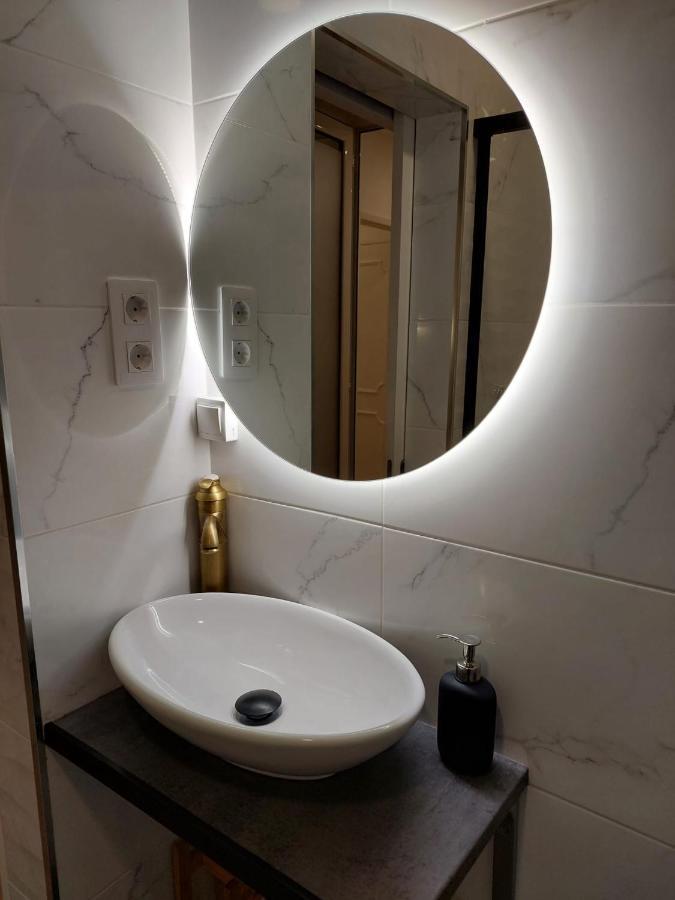 Lisbon South Bay Rooms Almada Exteriör bild