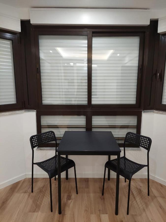 Lisbon South Bay Rooms Almada Exteriör bild